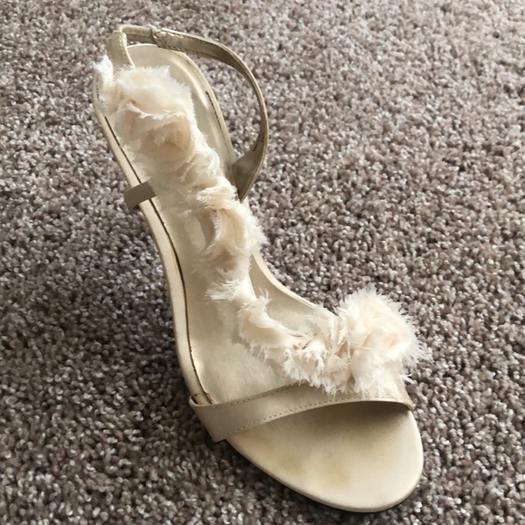 Moda Spana Heels - Picture 2 of 8